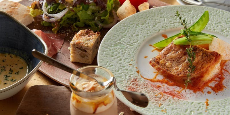 EX marunouchi（【旧店名】the ringo）