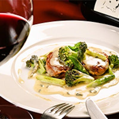 四季感じる品々とワインとのマリアージュをご堪能ください