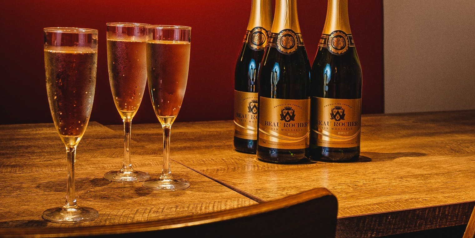 完全個室居酒屋 AGaRu 本厚木駅前店（アガル）