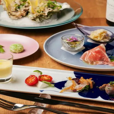 季節の移ろいを色鮮やかに表現した料理