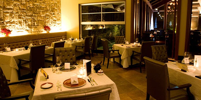 沖縄のディナーにオマール海老が楽しめるおすすめレストラン4選 一休 Comレストラン