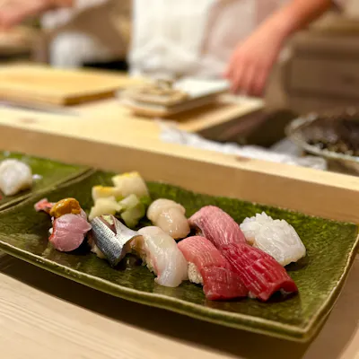 恵比寿にて肩肘張らずにおいしい鮓を