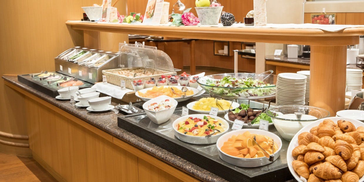 ガーデニア／ホテルマイステイズプレミア成田 ランチ 5/7～6/30 【初夏