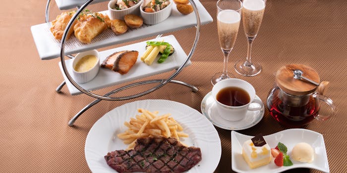 クラウンラウンジ ホテルグランドパレス 九段下 カクテルラウンジ 一休 Comレストラン