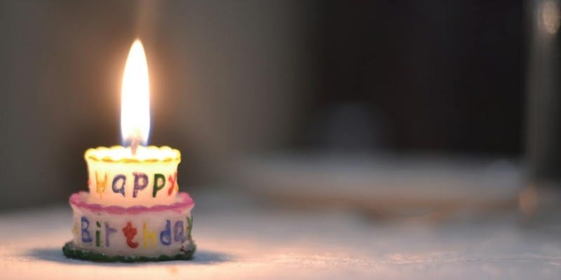 【ロイヤルコース】アニバーサリーケーキ付！肉寿司、5種盛り、サーロイン焼きすきなど