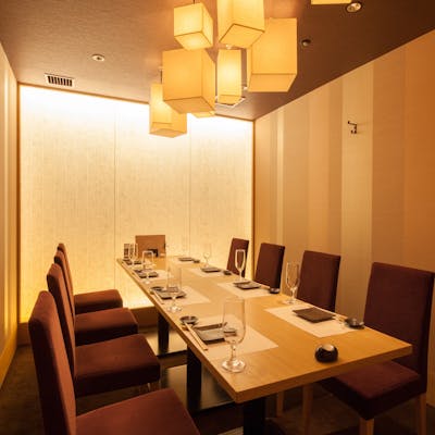御接待、お祝いや宴会に最適完全個室