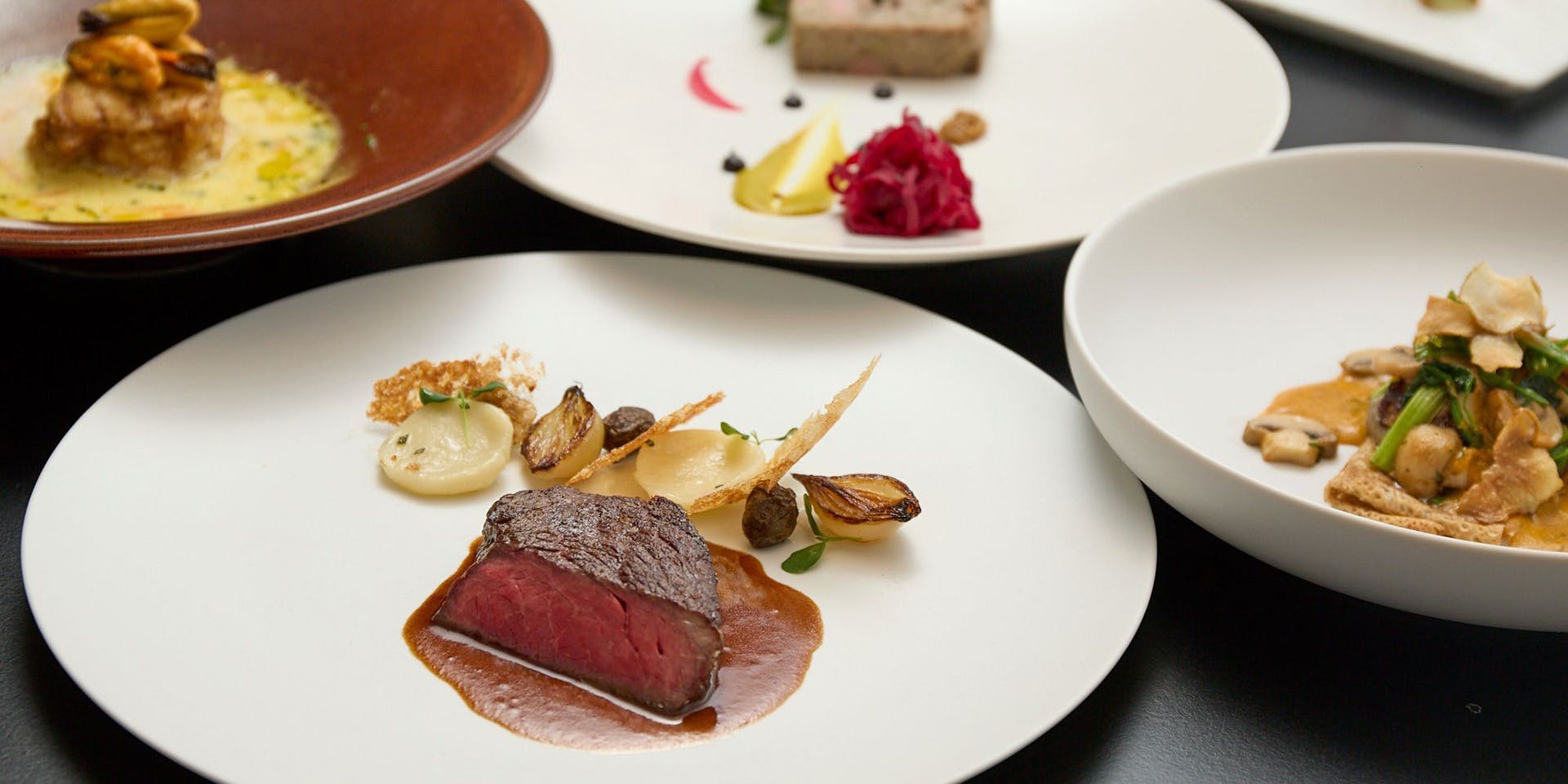 DRAWING HOUSE OF HIBIYA（ドローイング ハウス オブ ヒビヤ）