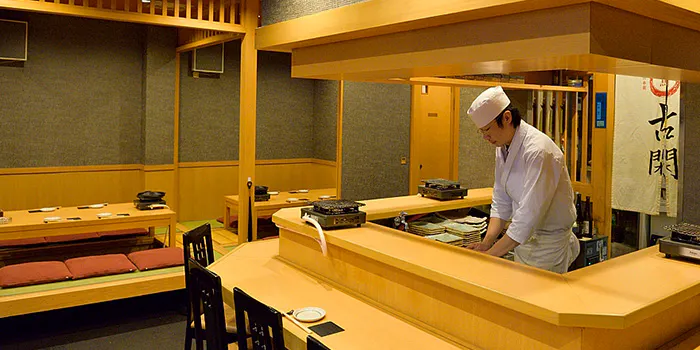 桜肉料理専門店 焼馬 古閑 サクラニクリョウリセンモンテンヤキウマコガ 栄 馬肉料理 一休 Comレストラン