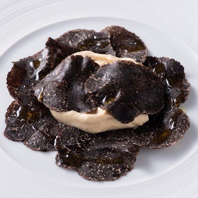 どんな素材も変幻自在、センスが光る今日という日のための一皿