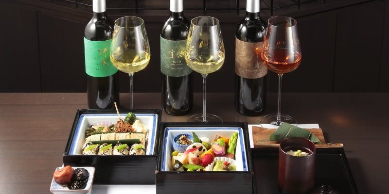 ロイヤルブルーティー六本木ブティック・ザ ティー バー（Royal Blue Tea Roppongi BOUTIQUE・THE T BAR）