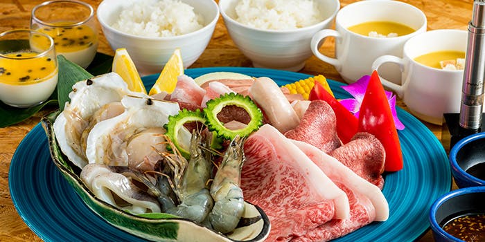 沖縄のハワイ料理が楽しめるおすすめレストラン2選 一休 Comレストラン