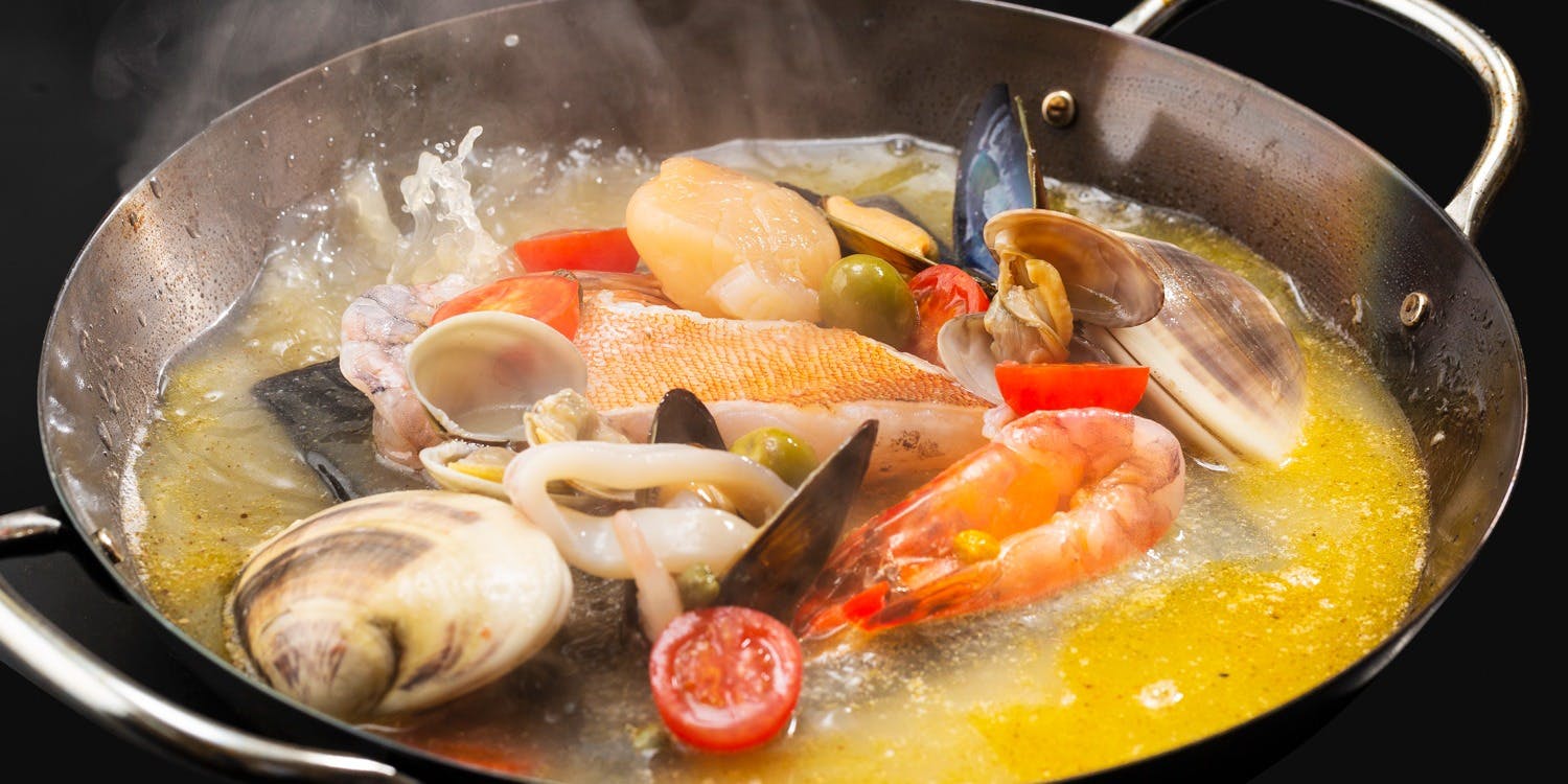 アクイラ・ウォランス（AQUILA　VOLANS）