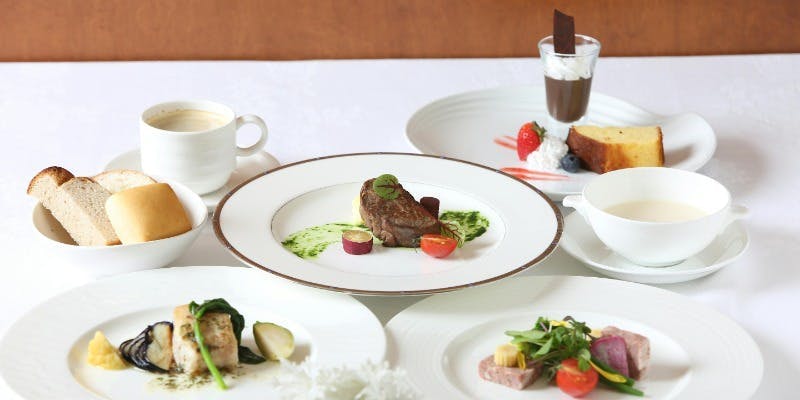 【フレンチ/シャルマン】魚料理と「選べる肉料理」など全5品（平日限定）