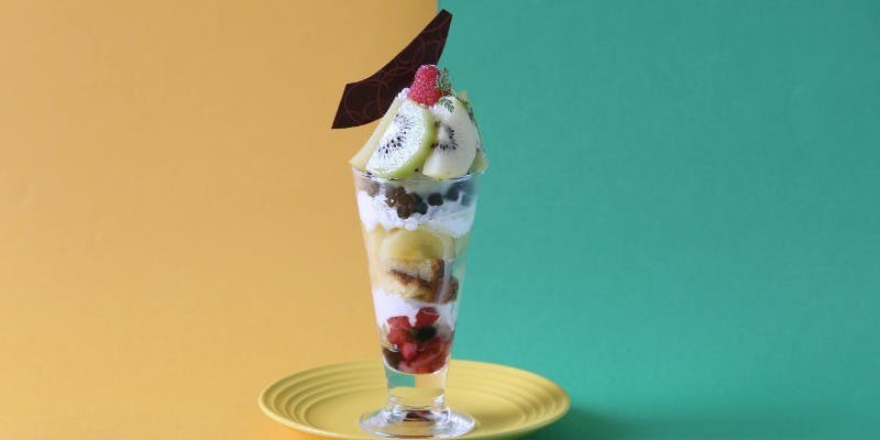 【季節限定】季節のパフェとドリンクセット＋乾杯スパークリング