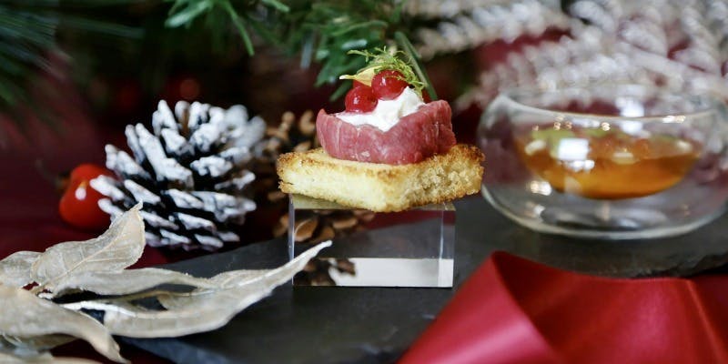 【Xmas2025】クリスマスディナーコース 全6品12/21～25日まで＋シャンパンヴーヴ・クリコ乾杯グラス付き