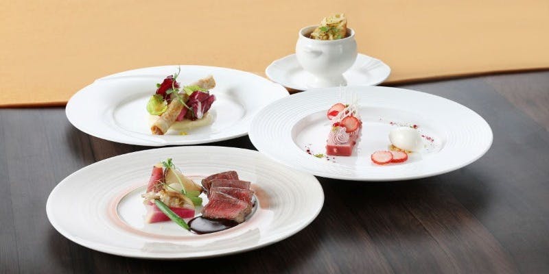 【1・2月】ハーフコースランチ～エルブ肉～　ランチ2部入れ替え制