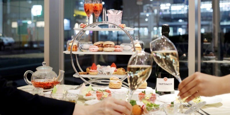 【1・2月】お肉料理付イブニングハイティー