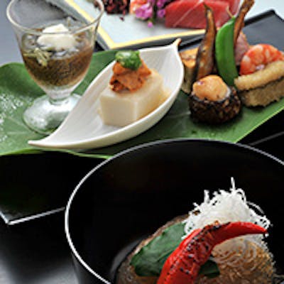 旬の食材を使用したお献立で皆さまをおもてなし