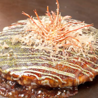 大阪ならではの特選お好み焼を堪能