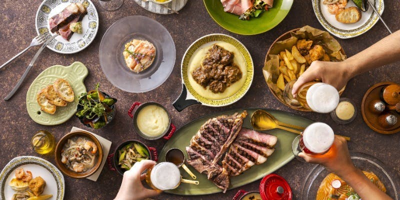 スカイラウンジ 「ベイ・ビュー」／横浜ベイシェラトン ホテル