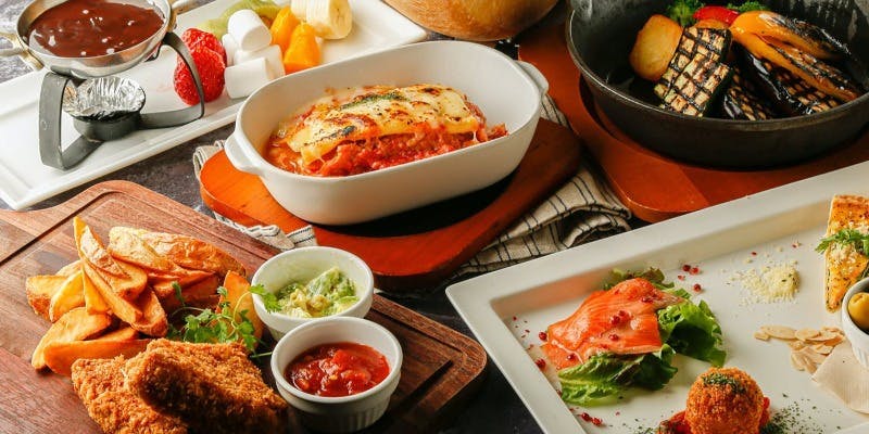 【女子会プラン】当店自慢の絶品ラクレットや大人気！チーズフォンデュなど全7品＋乾杯スパークリング