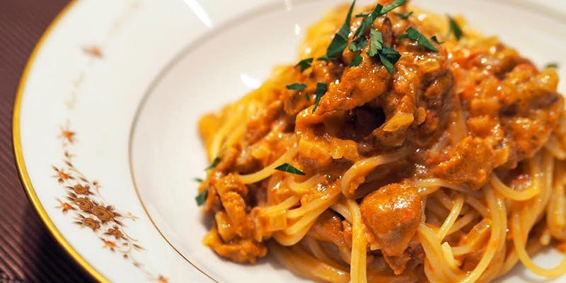 Taverna　Mezzanotte（タヴェルナメッザノッテ）