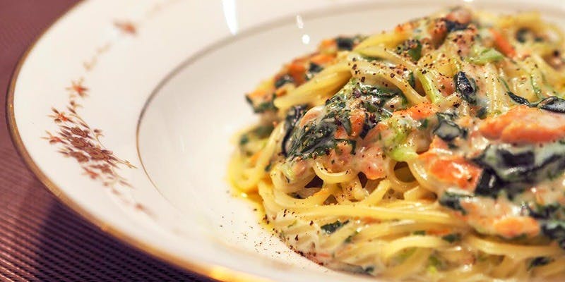 Taverna　Mezzanotte（タヴェルナメッザノッテ）