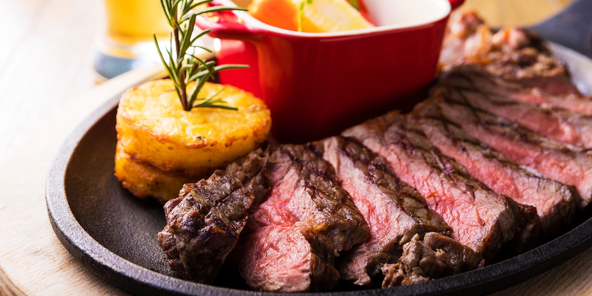 Captain's Grill and Bar（キャプテンズグリル アンド バー）