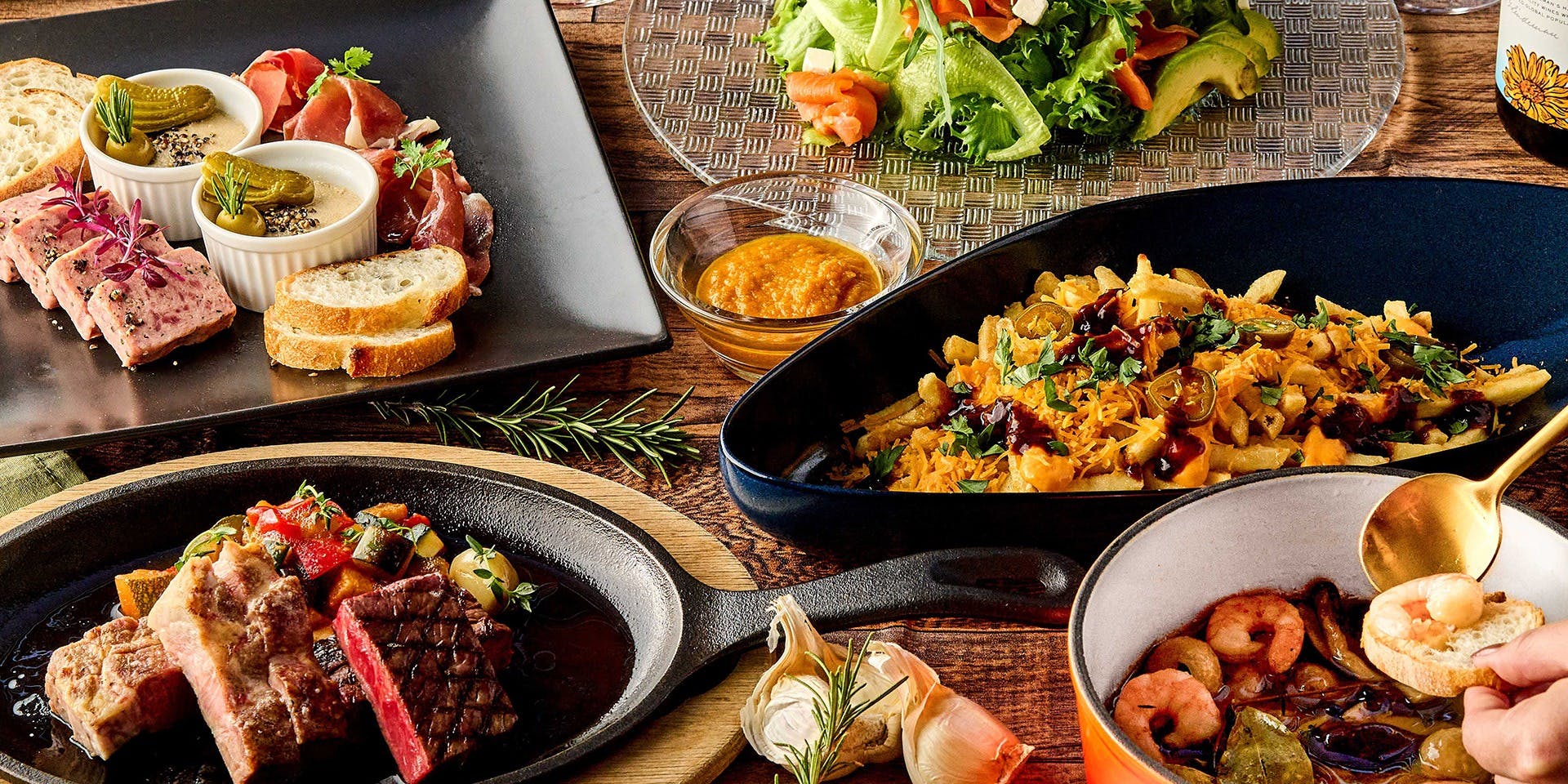 Captain's Grill and Bar（キャプテンズグリル アンド バー）