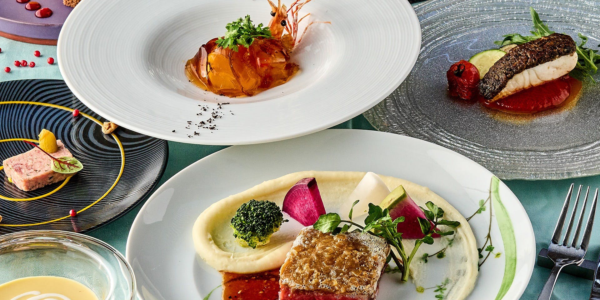 Captain's Grill and Bar（キャプテンズグリル アンド バー）