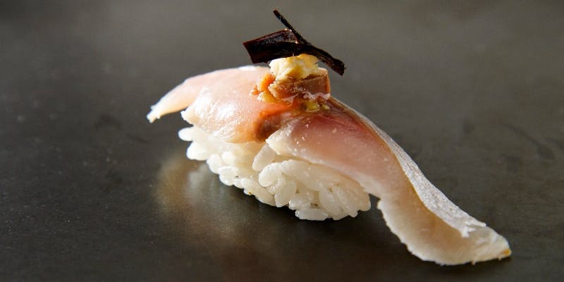 ホテル日航福岡＿銀明翠【翠】寿司12貫、茶碗蒸し、椀物など