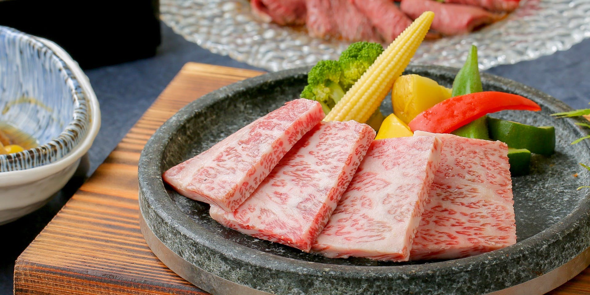 夜景×個室 肉割烹 牛若丸 梅田店 - 画像7