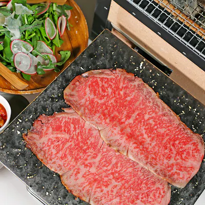 繊細な料理とワインのペアリングを愉しむ美食時間