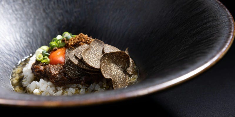 【Dinner 年末コース】年越しにぴったりな神戸ビーフを使用したプレミアムディナーコース（12/28～30）