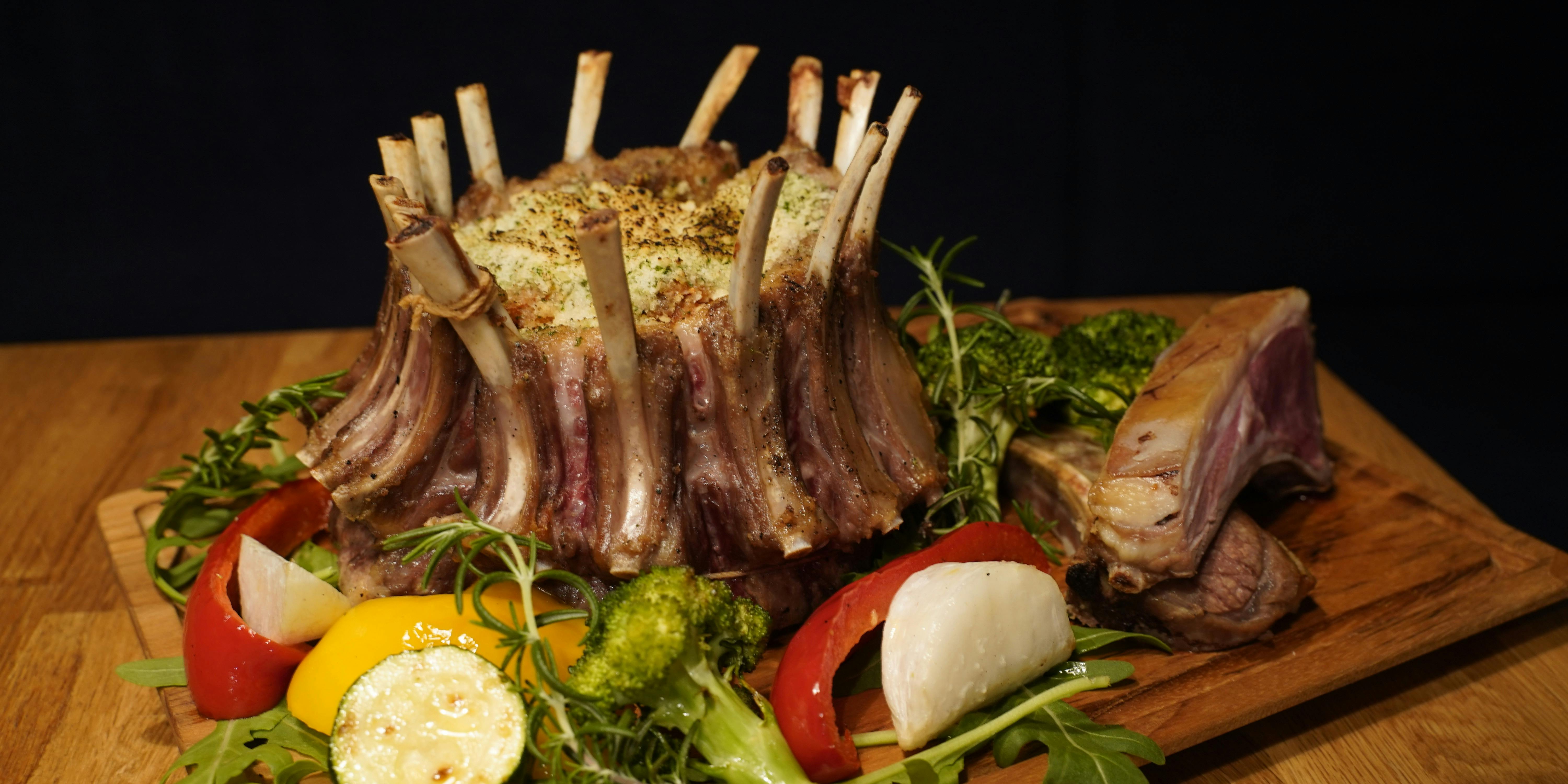 trias dining（トリアス ダイニング）