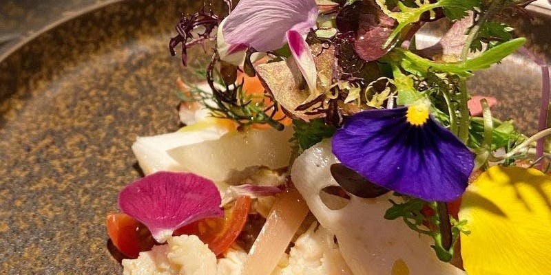 【ワインペアリングコース】全7品、グラスシャンパン、セレクト白、赤ワイン　3杯セット