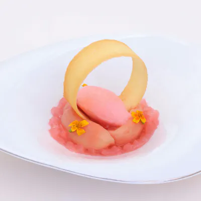 お祝いの日にデザートプレートもご用意出来ます。