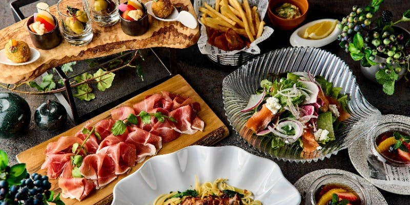 【女子会におすすめ】生ハム食べ放題が楽しめるクイーンコース（2時間制）