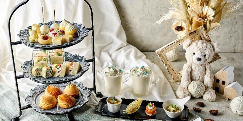 【冬限定！ホワイトアフタヌーンティー】＋モクテル＋メッセージプレート付（12/1～1/31・2部制）