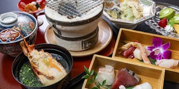 【55周年記念特別ランチ】炭火炙り海鮮丼御膳 - 日本料理 松風／西鉄グランドホテル