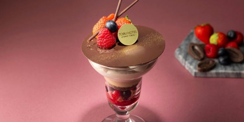 【12・1月限定】ベリーとチョコレートのパフェ＋ドリンク付き