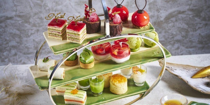 【2025 クリスマスアフタヌーンティー】幻想的な空間と楽しむロビーラウンジで優美なひとときを