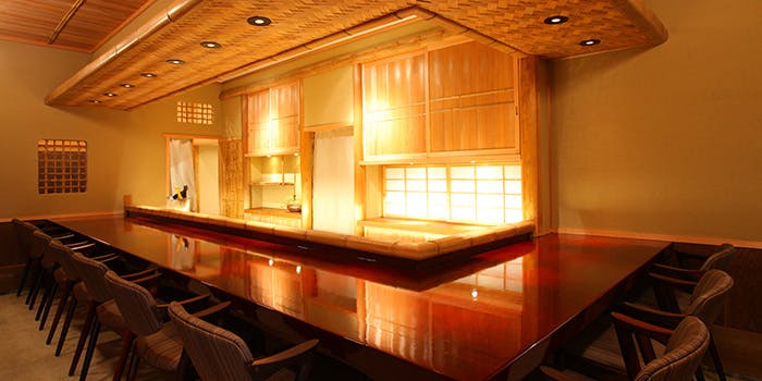 百味処 おんじき（ヒャクミドコロオンジキ）