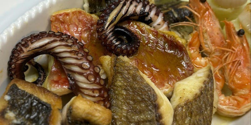 【 ブイヤベースコース】生ハム、カプレーゼ、生うにと青さの焼きたて半熟キッシュ、ブイヤベース3皿