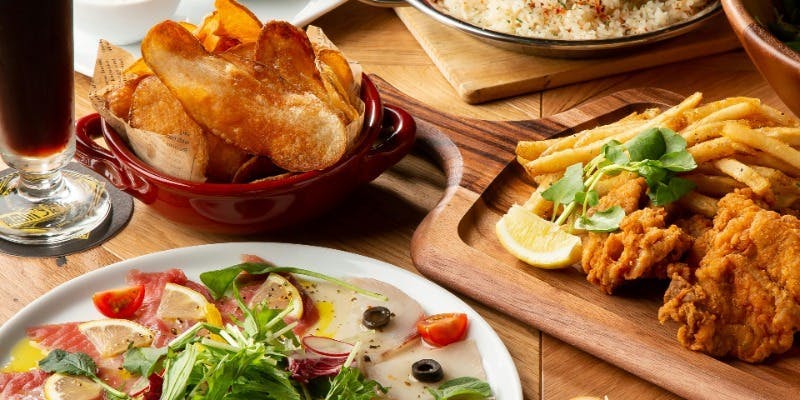 【スタンダードコース】自家製燻製に鶏、豚、牛の食べ比べができる全7皿＋早割＋スタンダード2時間飲み放題