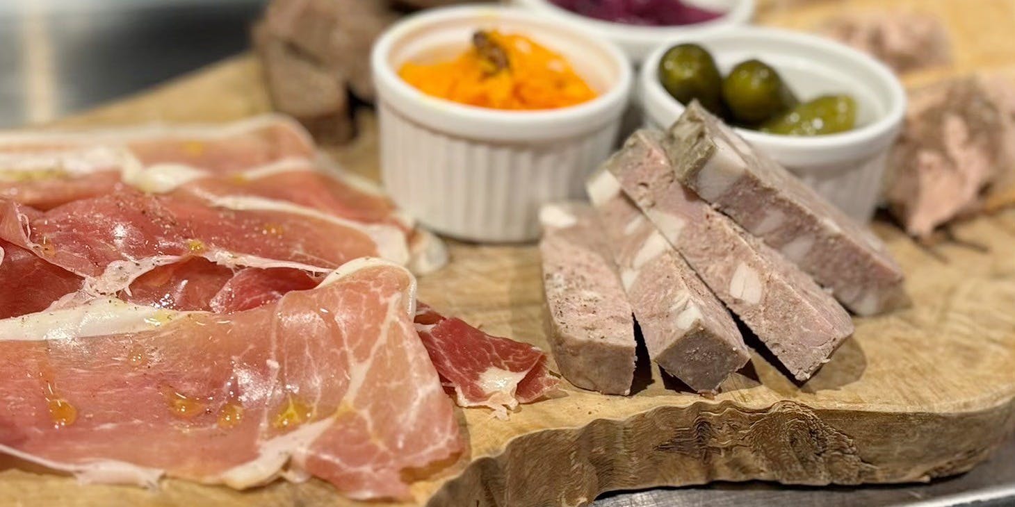 RRR otemachi Kobebeef&Wine - 画像5