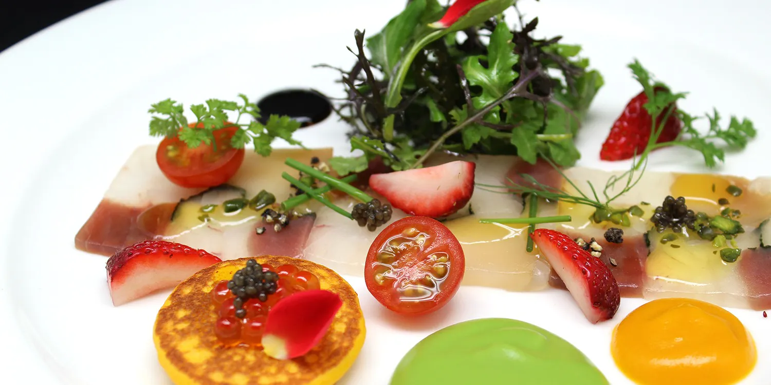 ディナー 展望レストラン Laputa ラピュタ テンボウレストラン ラピュタ 福岡サンパレスホテル ホール フランス料理 一休 Comレストラン