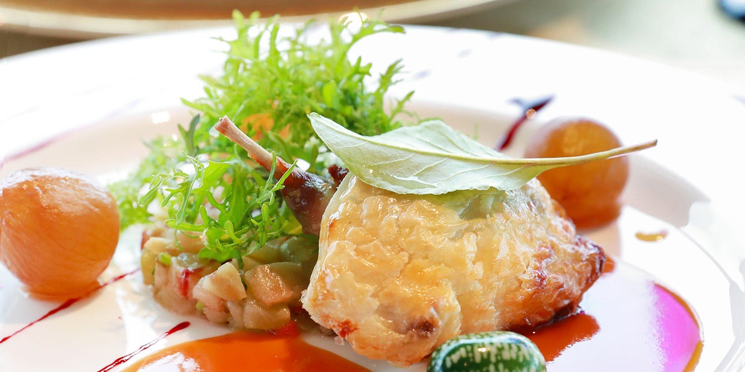 展望レストラン LAPUTA（ラピュタ）／福岡サンパレスホテル＆ホール - 画像4