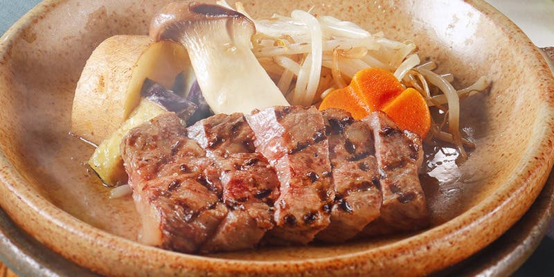 【黒毛和牛陶板焼きステーキ膳】黒毛和牛本来の味や香りをお楽しみください
