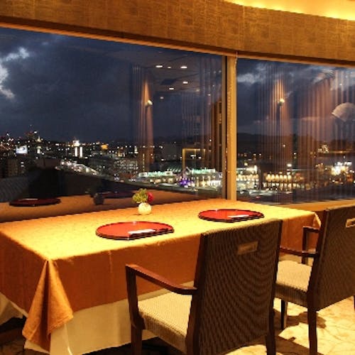 夜景が綺麗 博多料理 銀河 福岡サンパレスホテル ホール Okaimonoモール レストラン